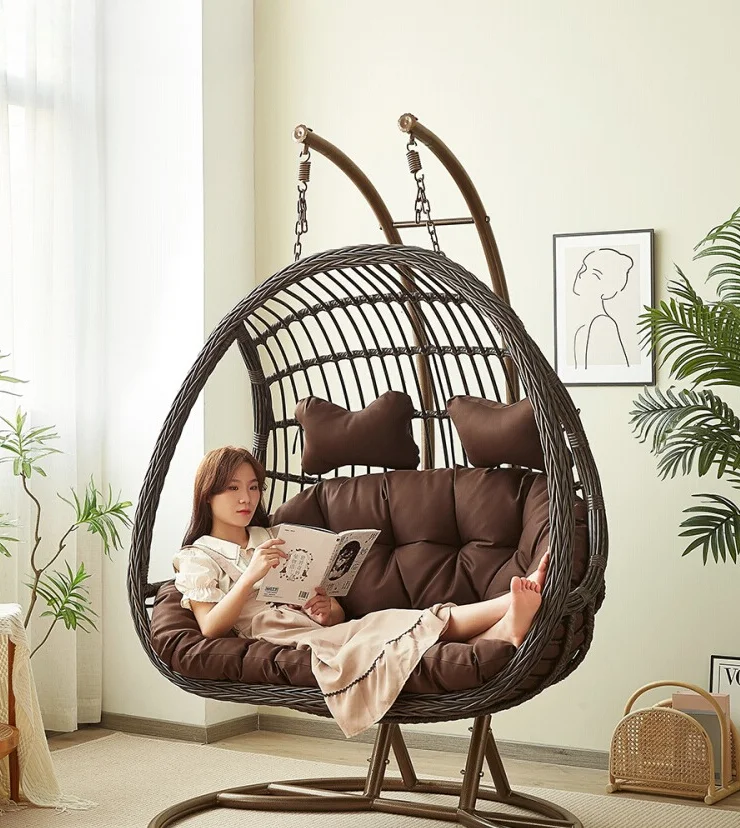 Garden Swing Chair - Sedia a dondolo sospesa in rattan
