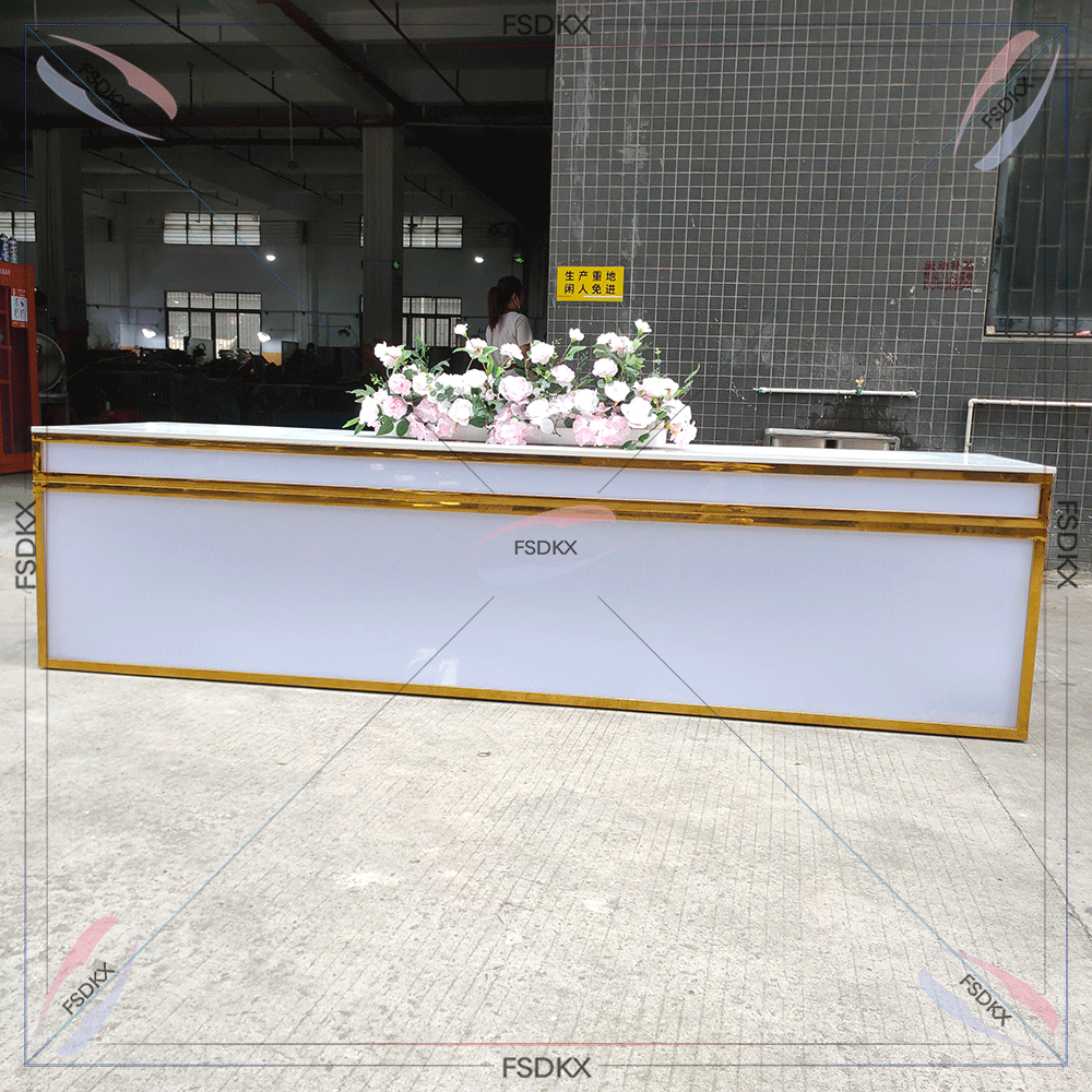 Set da tavolo da bar per ester - Outdoor Furniture Quality recensione e prezzo